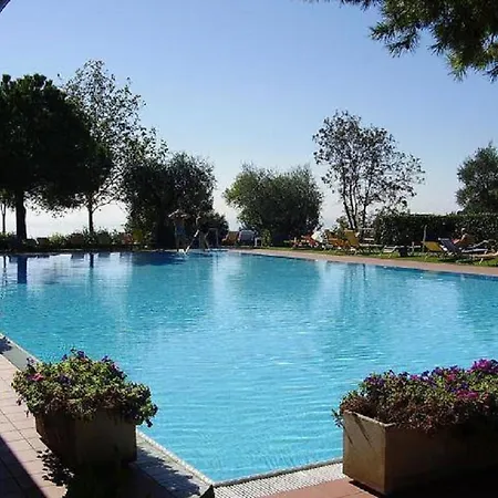 Apartment- Type B LAKE GARDA