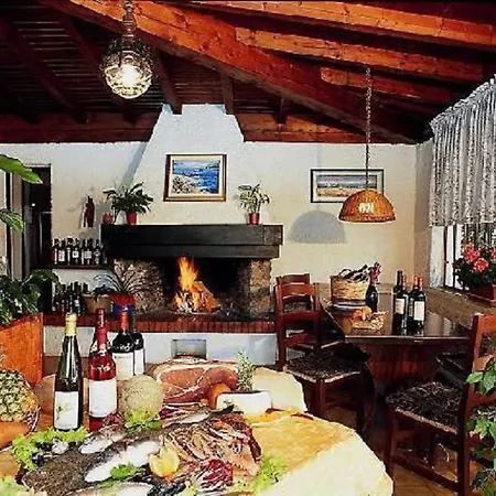 Apartment- Type B LAKE GARDA